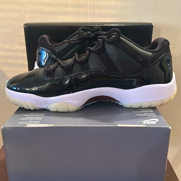Air jordan 11. Retro (Low) 72-10 - Picture 6 of 10